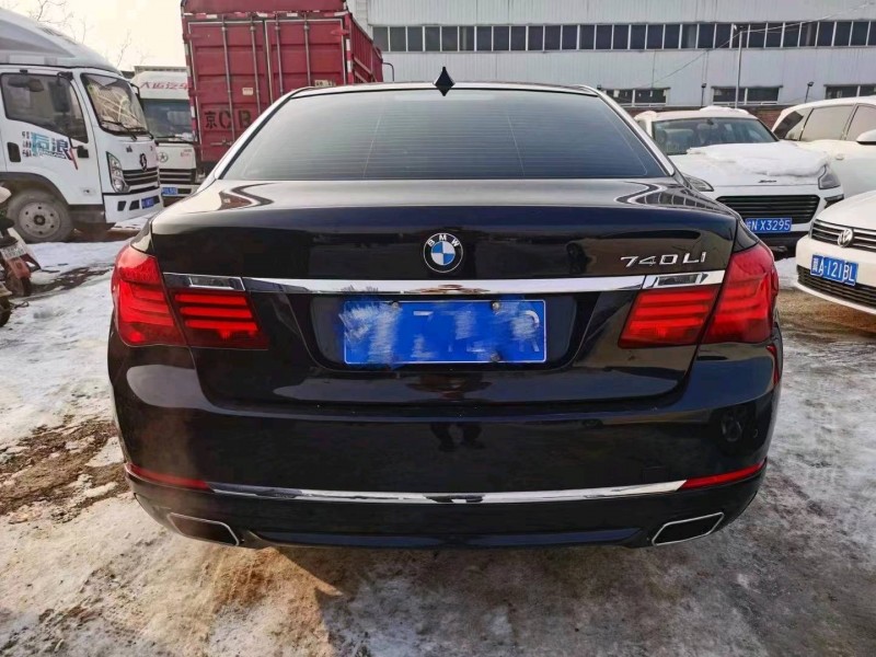 保定14年宝马7系8