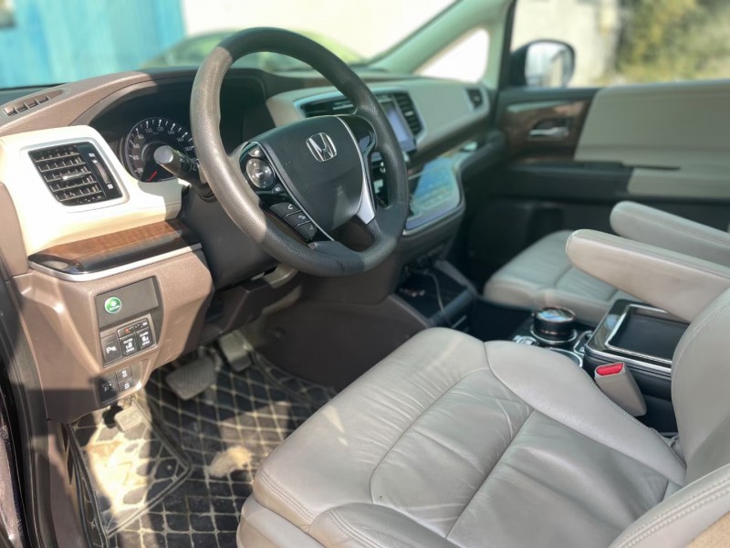 济宁18年本田奥德赛4