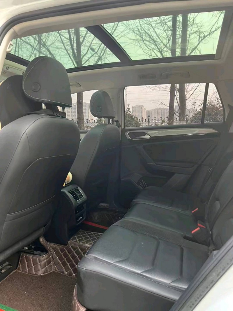 济南19年大众探岳7