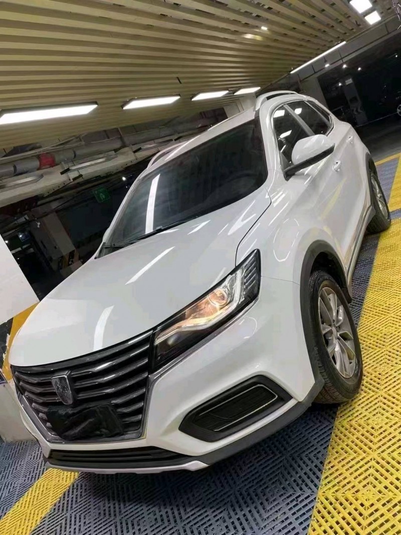 成都22年荣威RX53