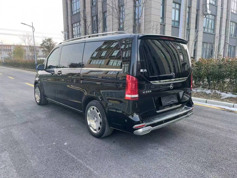 徐州21年奔驰V7
