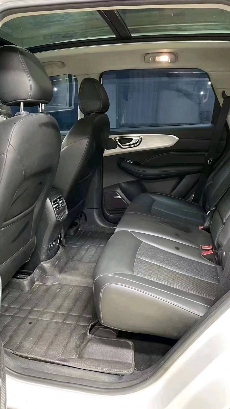 成都20年荣威RX59