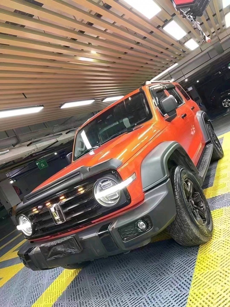 成都21年长城汽车坦克3002