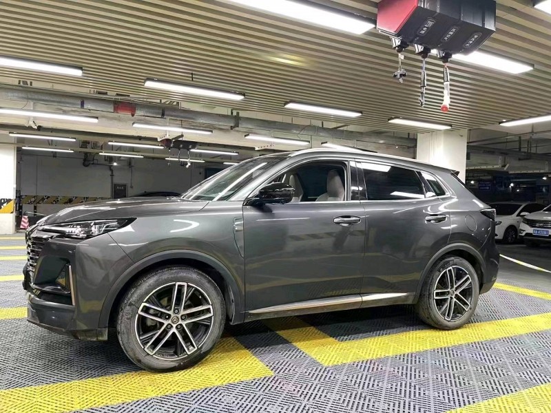 成都22年长安汽车CS553