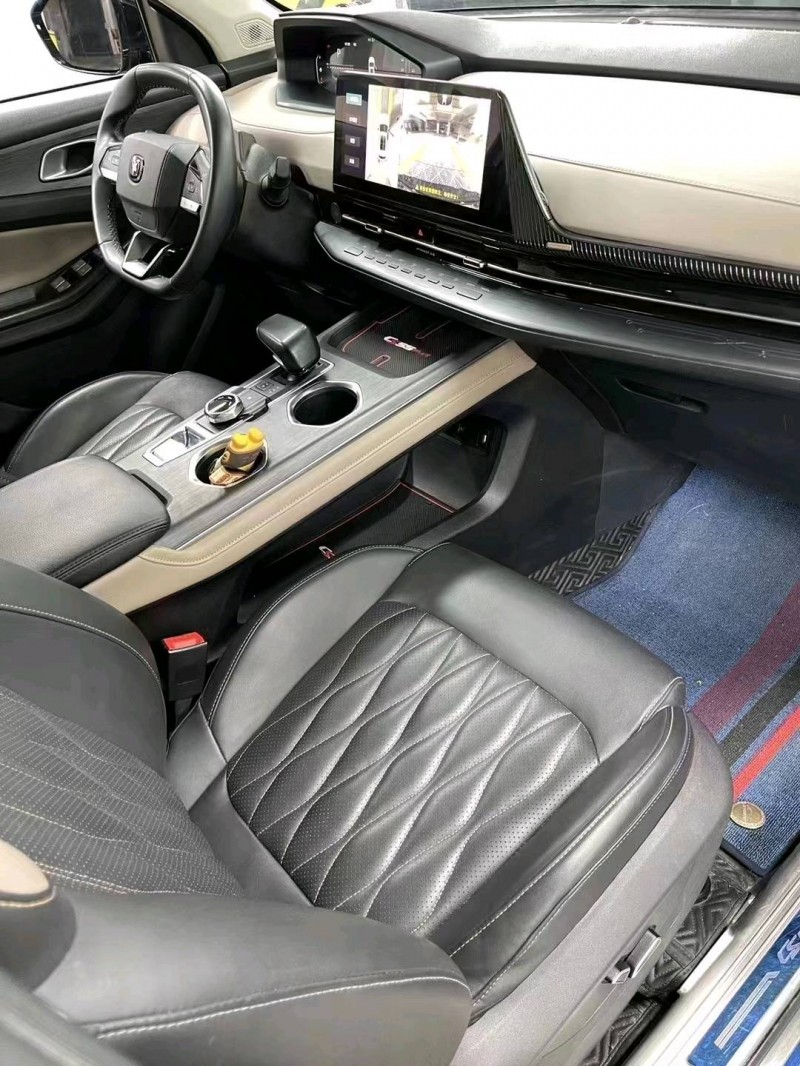 成都22年长安汽车CS559