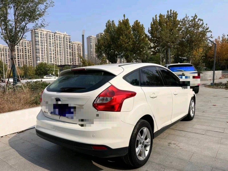 临沂14年福特福克斯8
