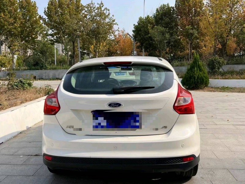 临沂14年福特福克斯9