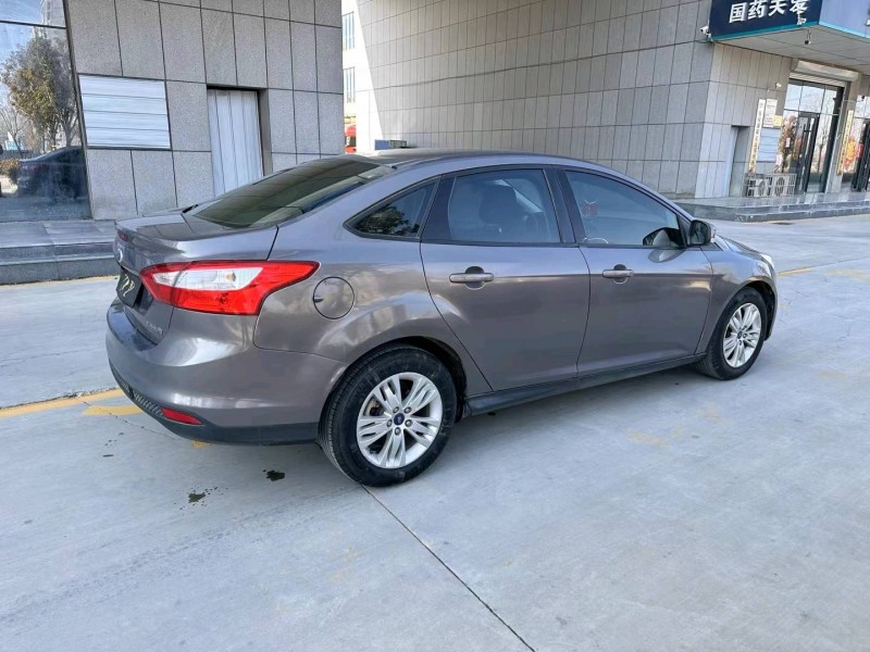 临沂15年福特福克斯8