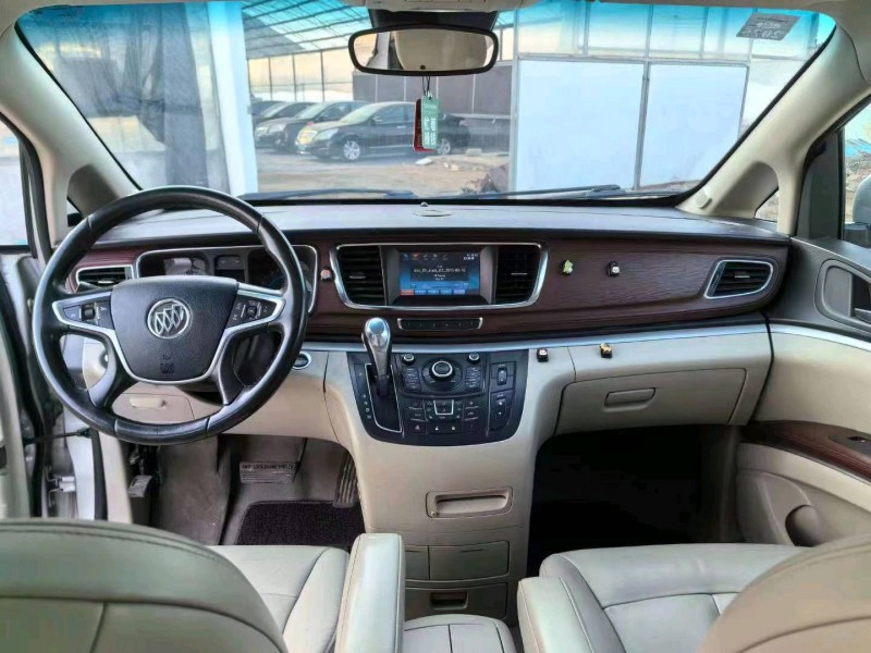 枣庄15年别克GL88