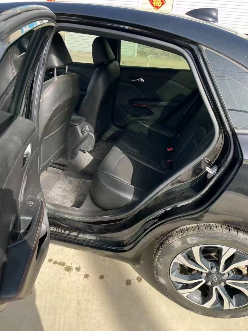 保定19年雪佛兰科鲁泽5