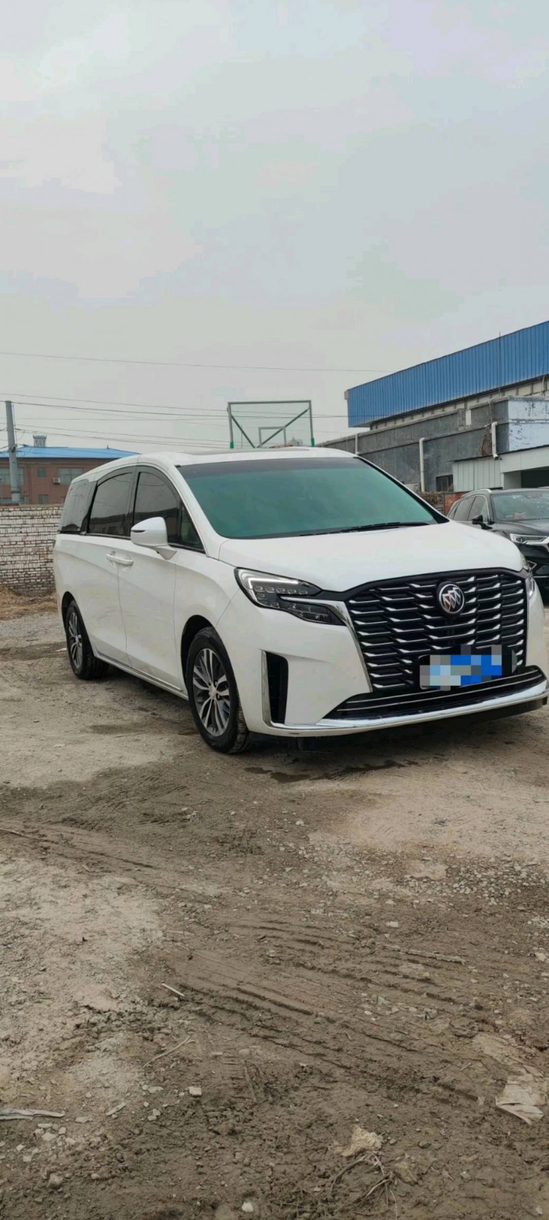 枣庄23年别克GL83