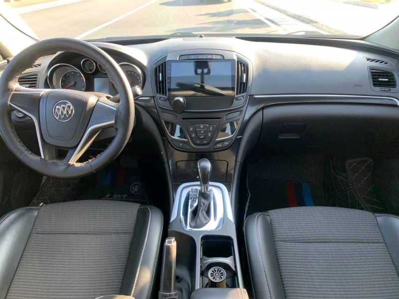 广州15年别克君威5