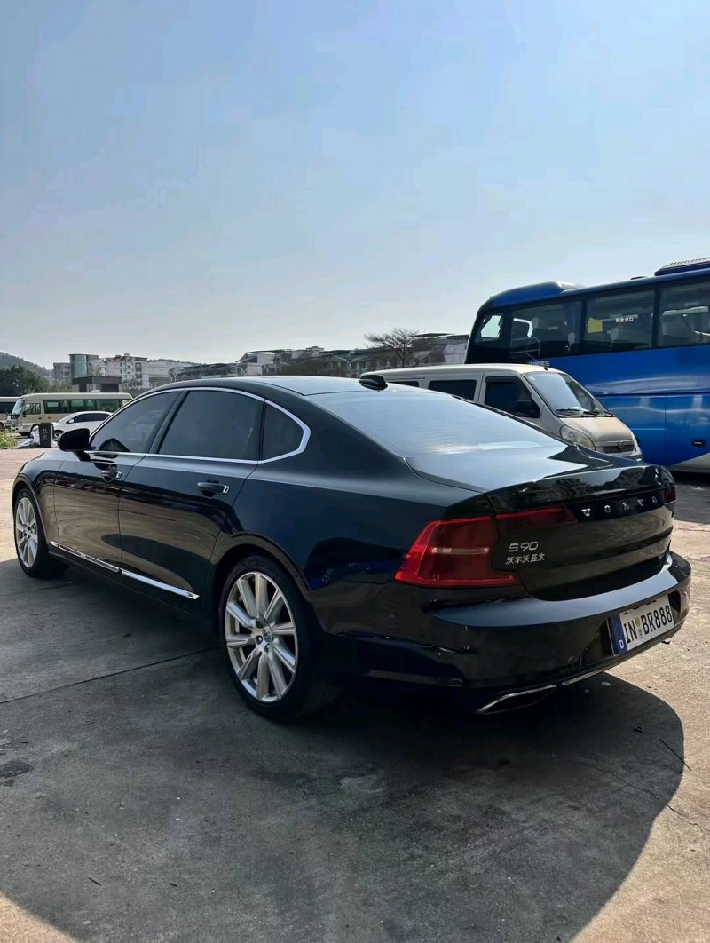 南寧18年沃爾沃S908