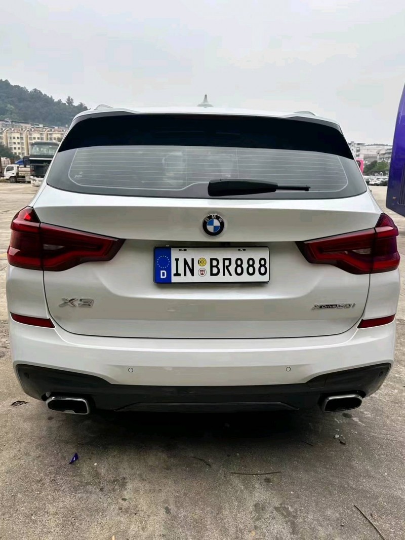 南寧19年寶馬X39