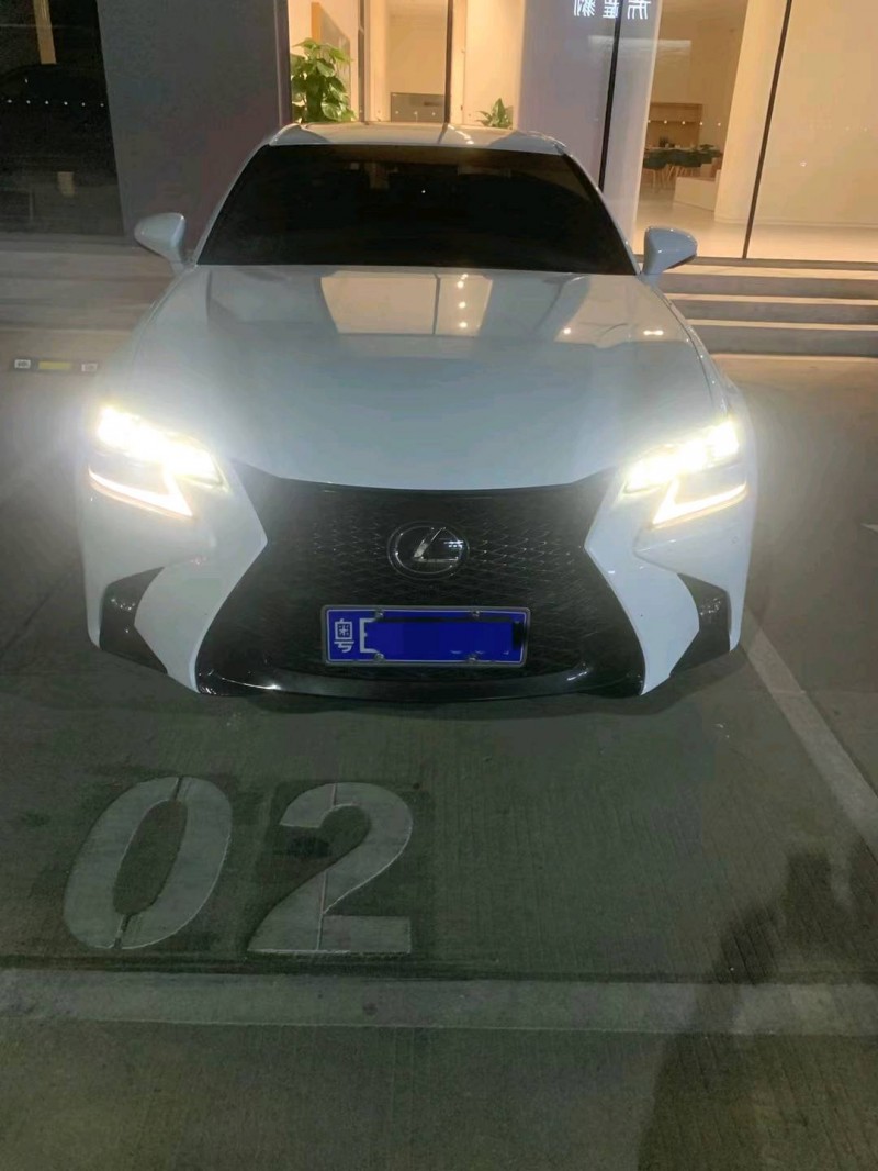广州18年雷克萨斯GS1