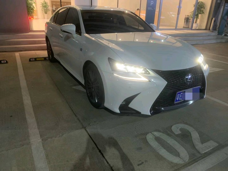广州18年雷克萨斯GS3