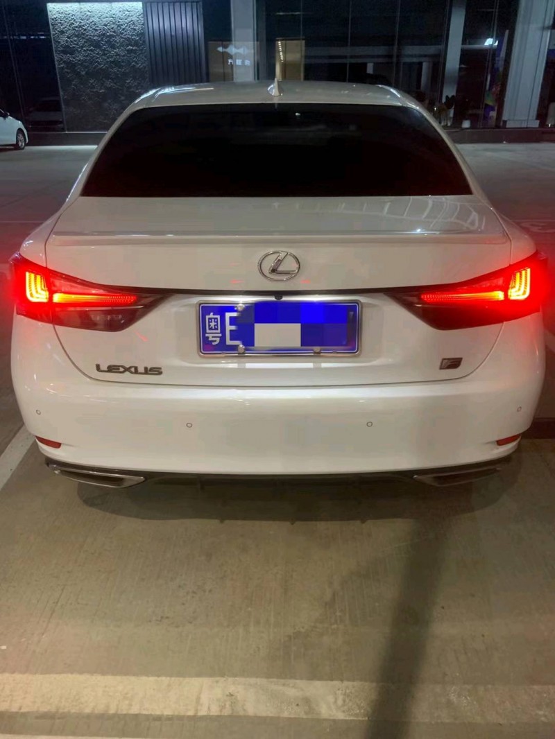 广州18年雷克萨斯GS7