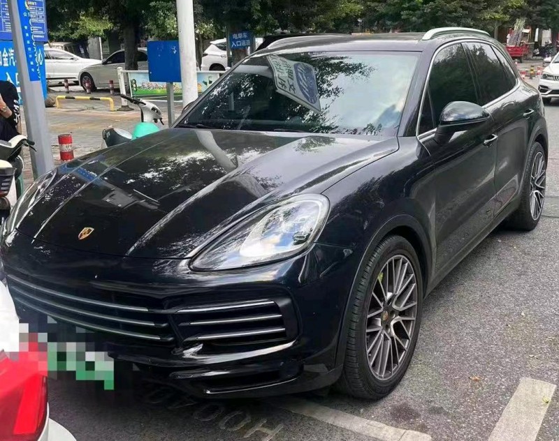 广州20年保时捷卡宴1