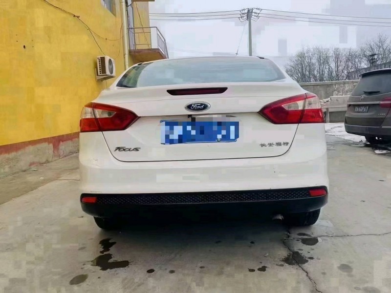 保定13年福特福克斯6