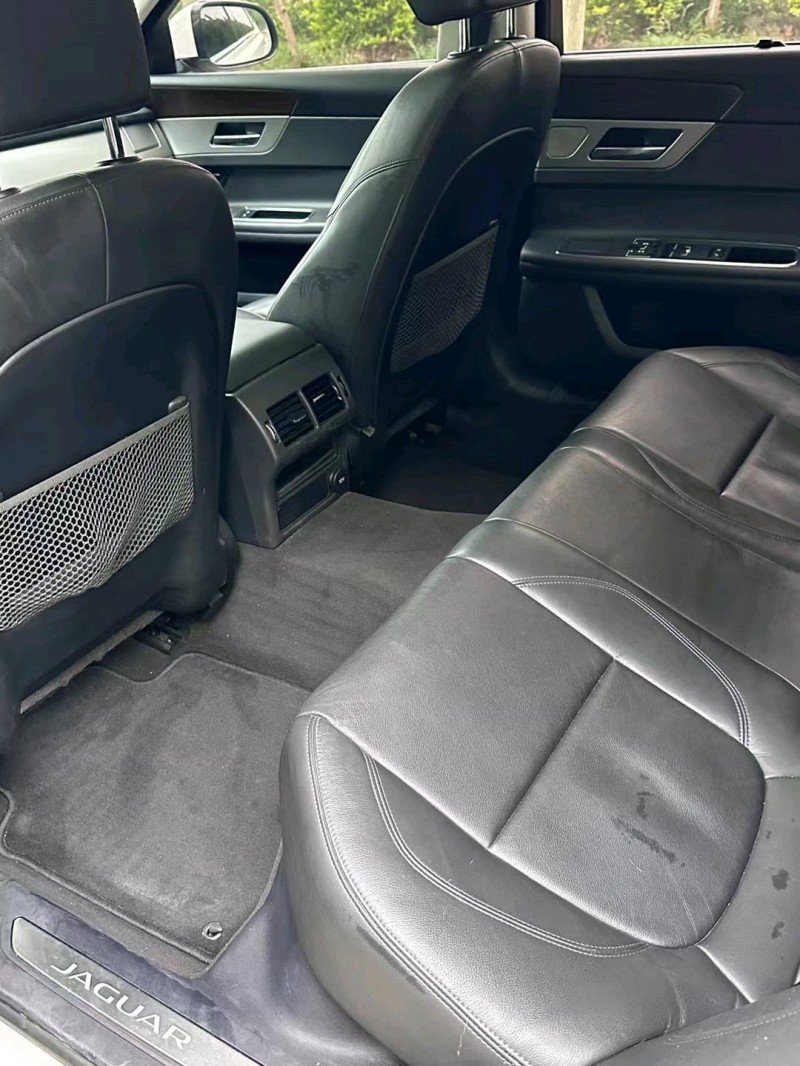 保定17年捷豹XFL7