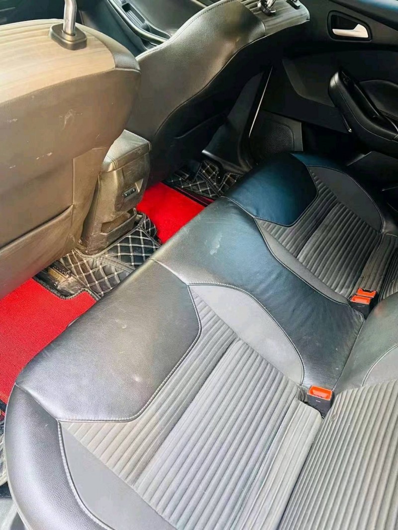 青岛16年福特福克斯9