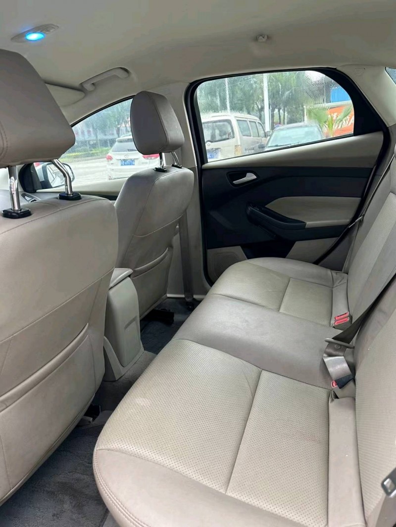 东莞14年福特福克斯4