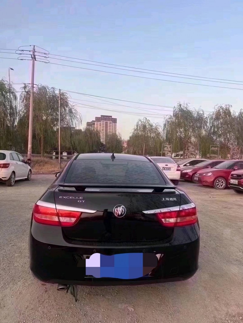 菏泽13年别克英朗3