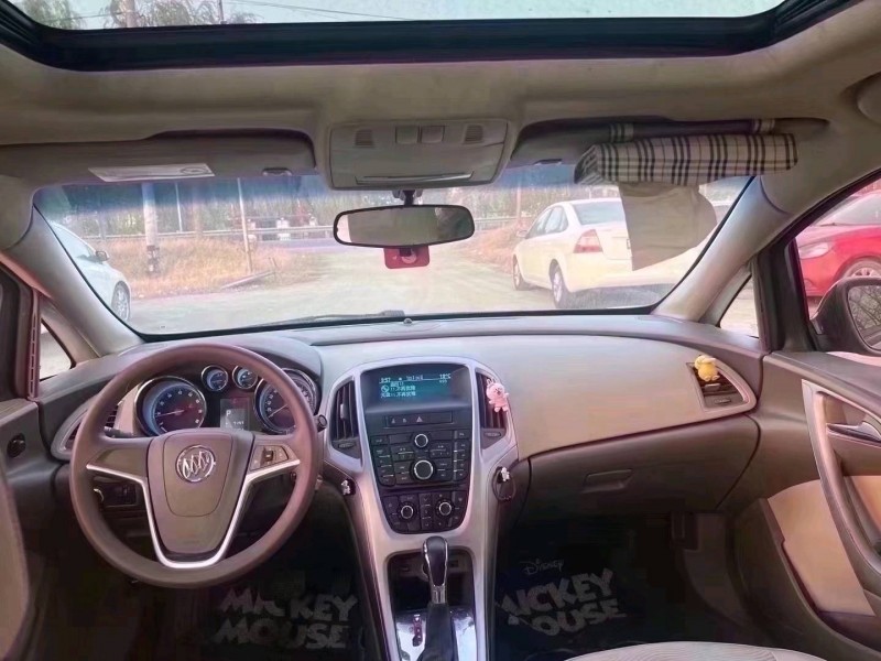 菏泽13年别克英朗7