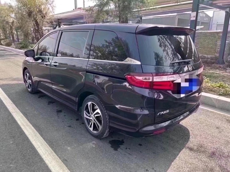 菏泽17年本田奥德赛8