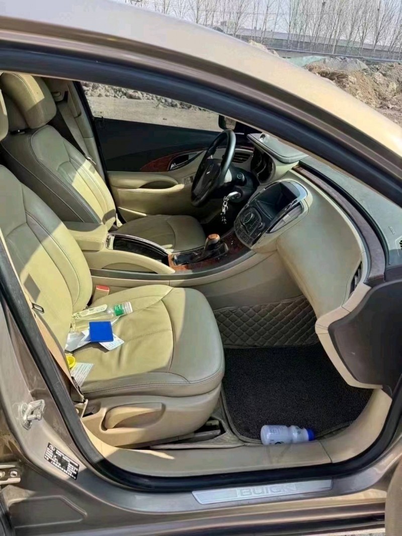 菏泽13年别克君越7