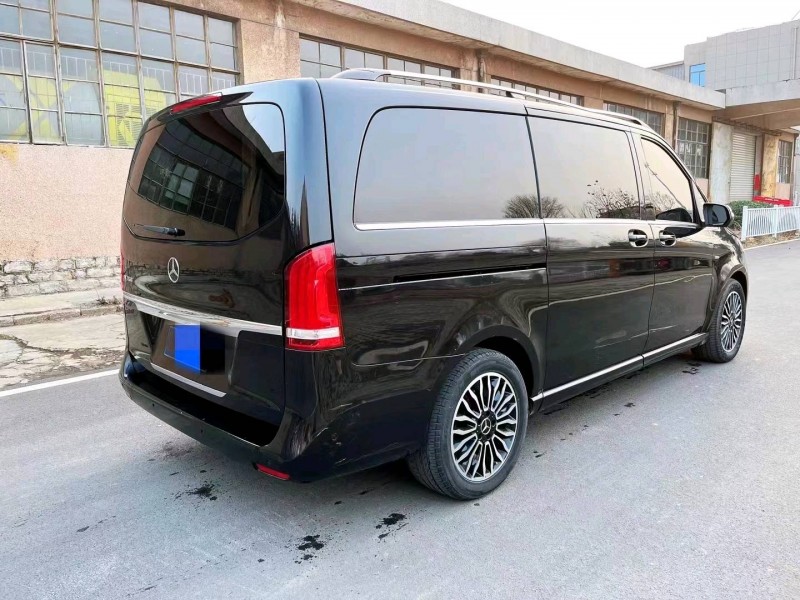 东营18年奔驰V7