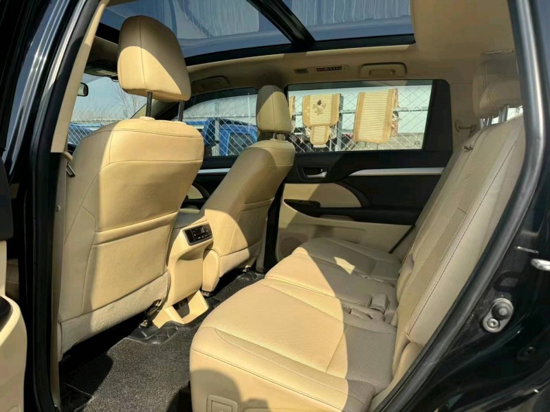 邯郸15年丰田汉兰达6