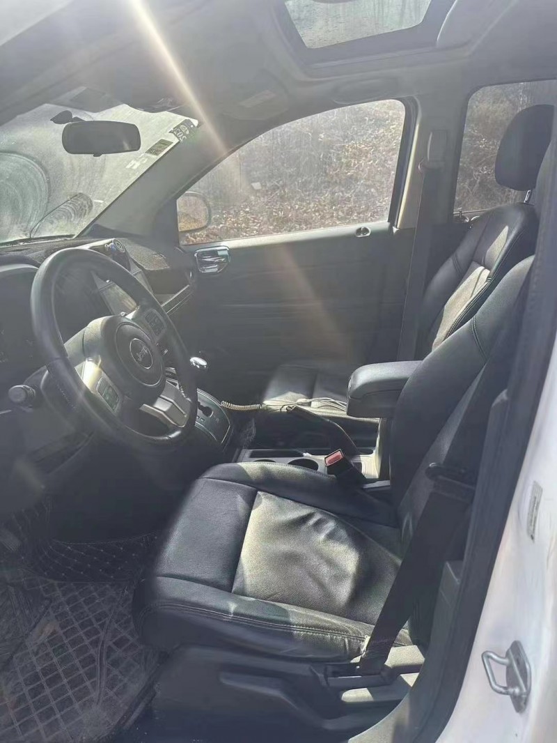 聊城13年Jeep指南者7