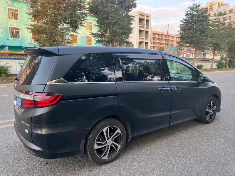 珠海15年本田奥德赛4