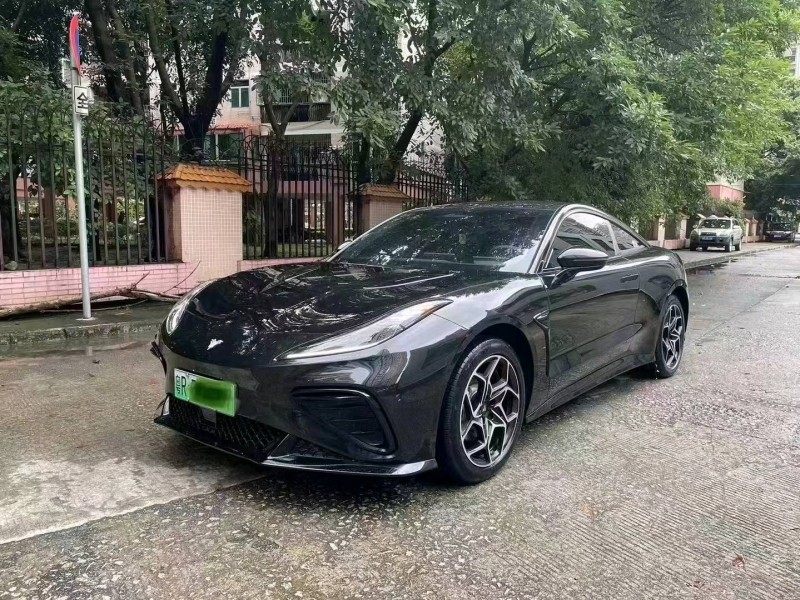 珠海23年哪吒GT2