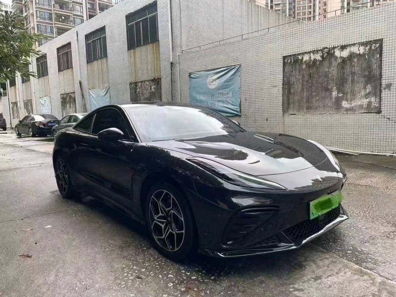 珠海23年哪吒GT3