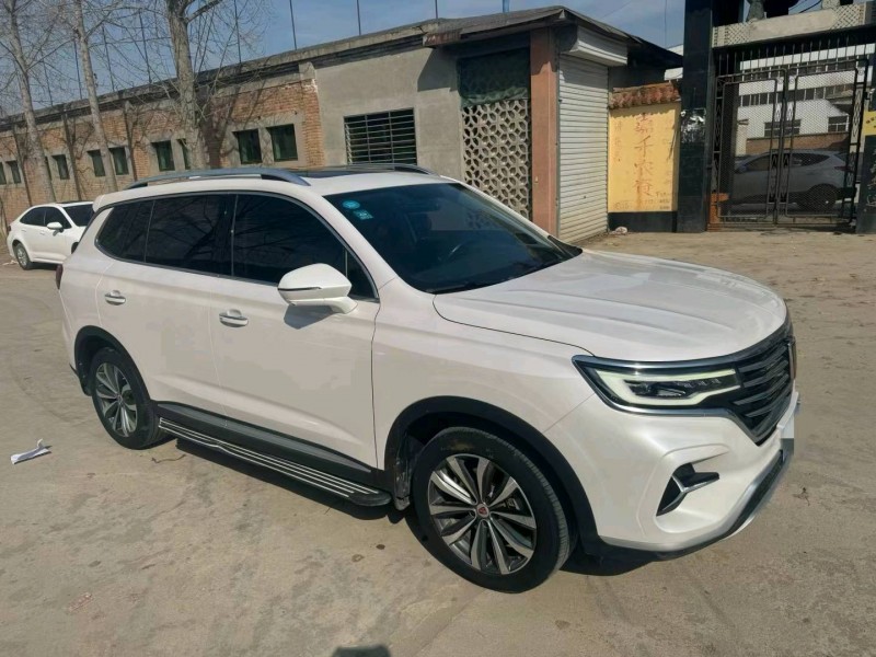 保定20年荣威RX52