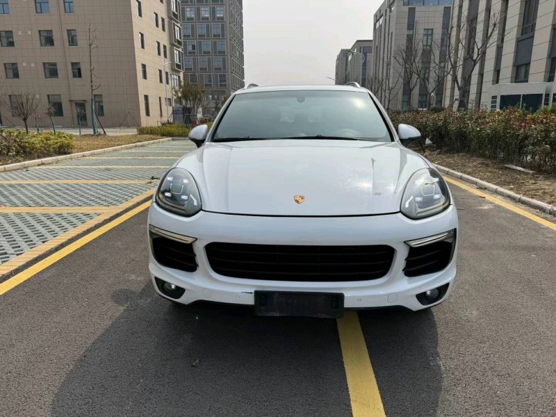 徐州16年保时捷卡宴1