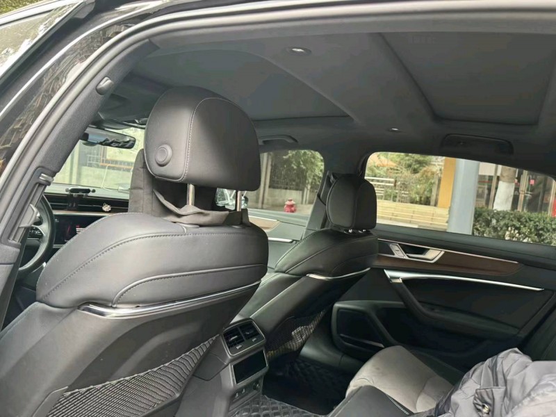 济南23年奥迪A6L3