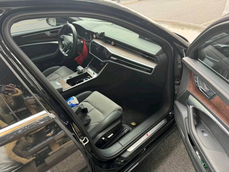 济南23年奥迪A6L6