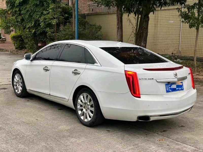 珠海14年凯迪拉克XTS4