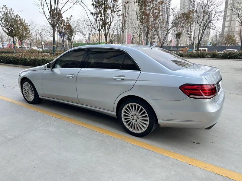 济宁16年奔驰E5