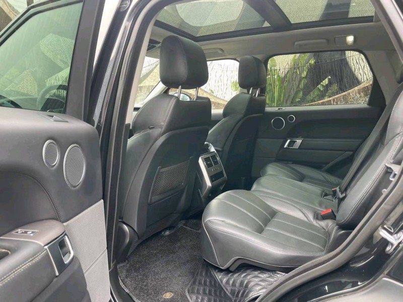 深圳16年路虎揽胜运动5