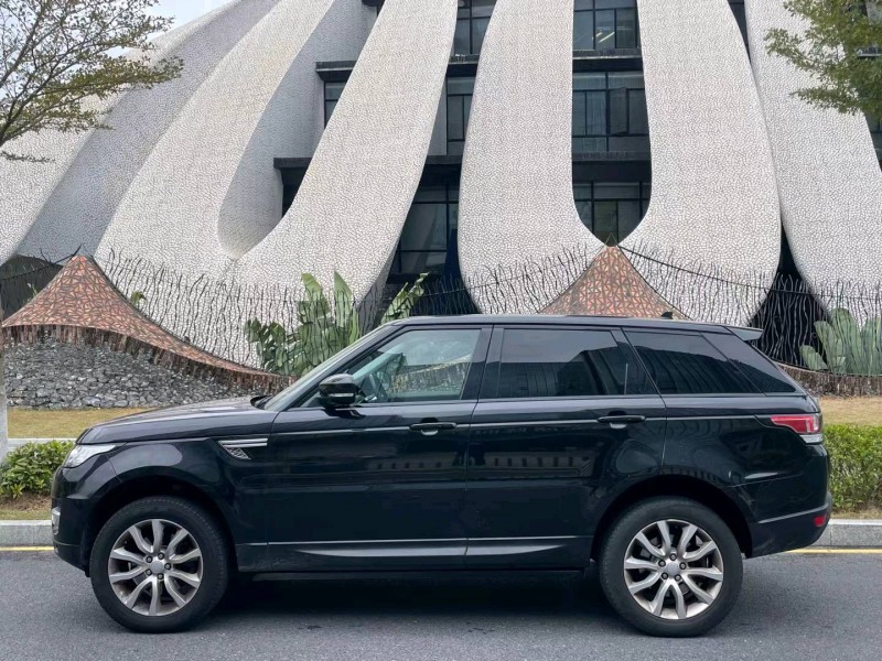 深圳16年路虎揽胜运动8