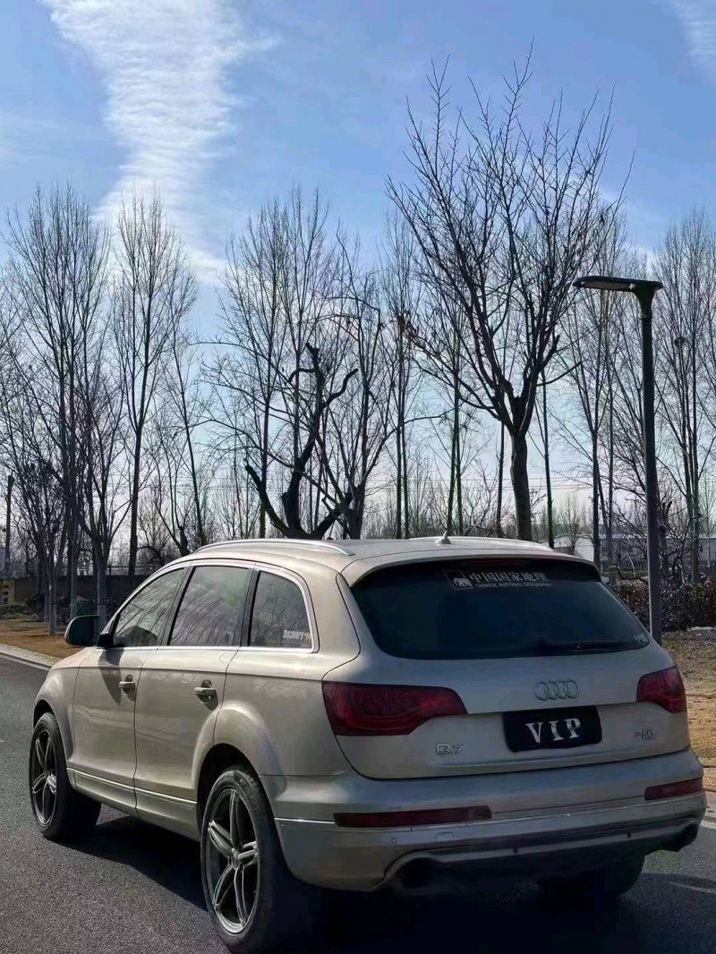 济南11年奥迪Q73