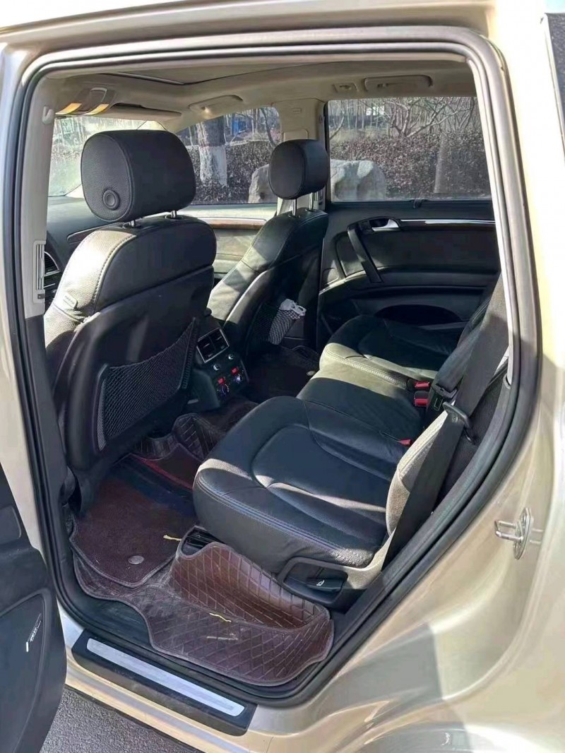 济南11年奥迪Q77