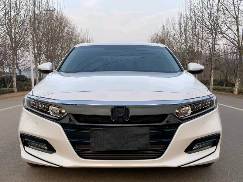 徐州19年本田雅阁1