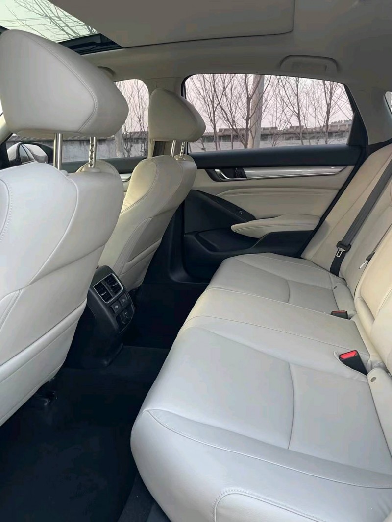 徐州19年本田雅阁7