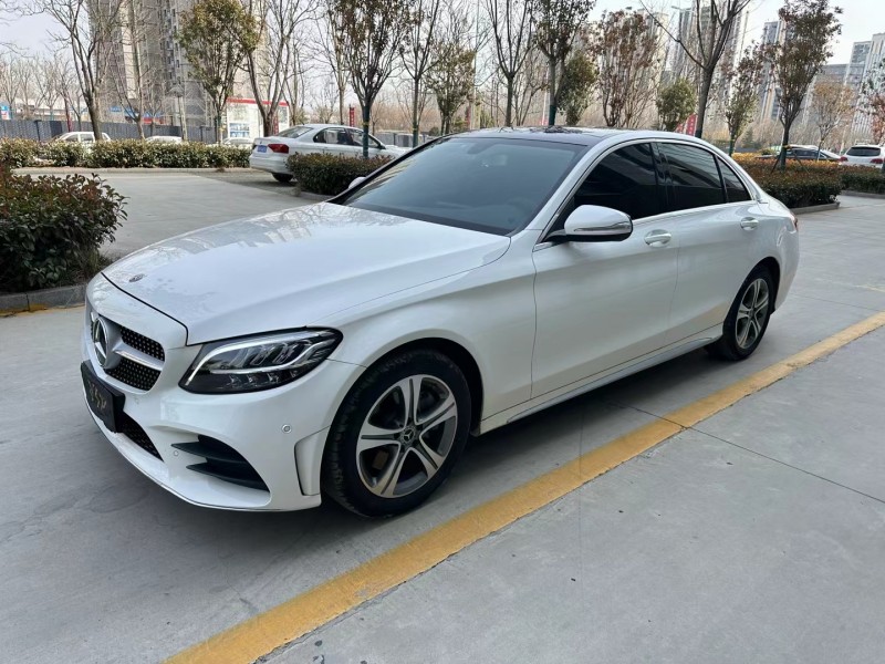 济宁20年奔驰C3