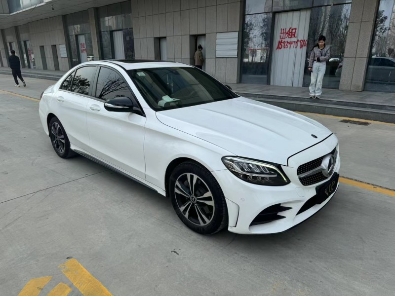 济宁19年奔驰C3